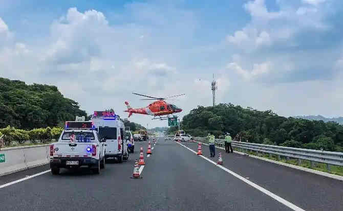 黄石港区高速公路汽车救援案例